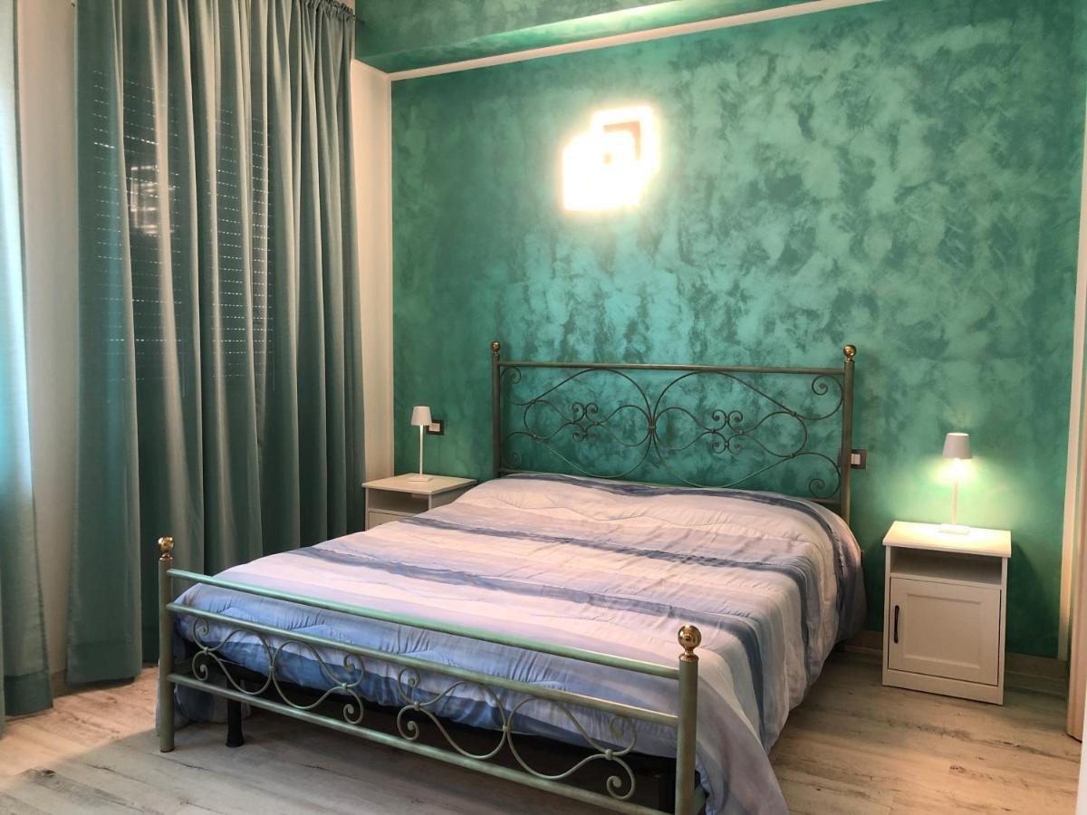 Castello Centro Storico Guest house *
