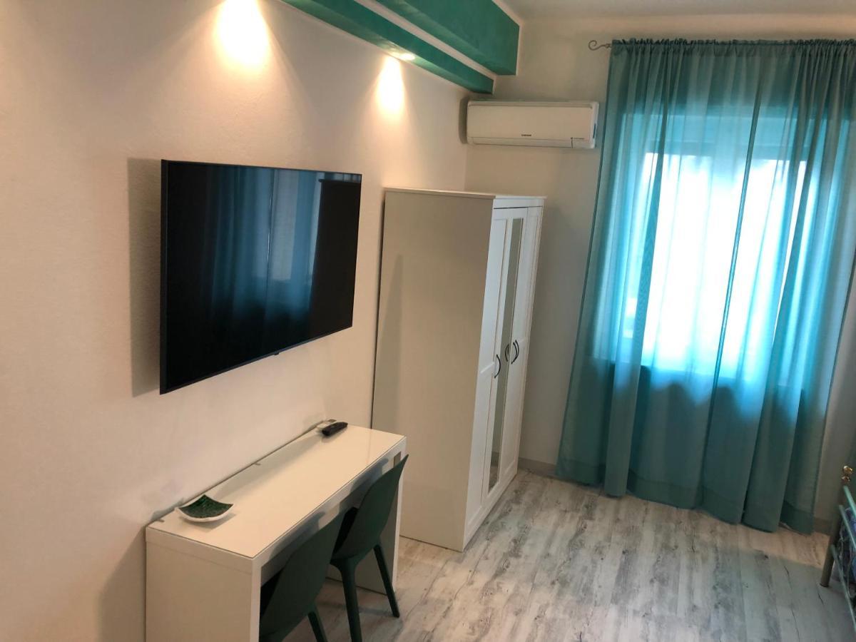 Castello Centro Storico Guest house Lazise